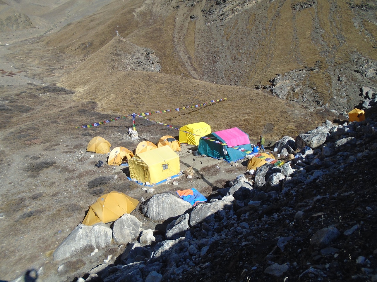 camp de base de l'Himlung en 2016